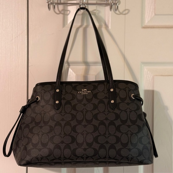 COACH Signature Drawstring Carryall Tote Bag - EUC - Picture 2 of 15